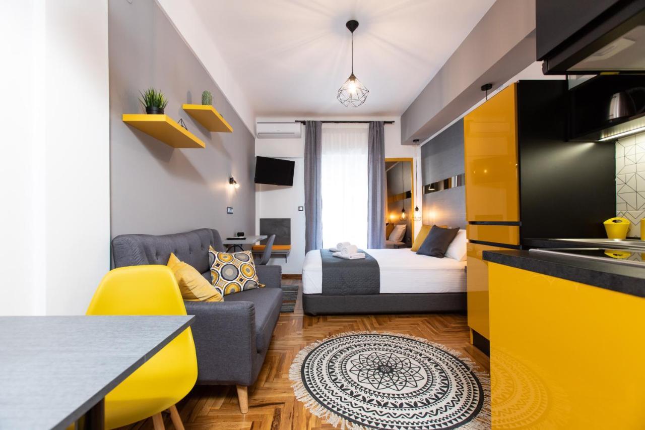 Downtown Luxury Boutique Suites : The Yellow Suite Thessaloniki Buitenkant foto